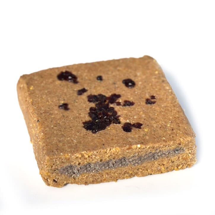 ENERGY+ Filled Suet Cake (Cranberry)